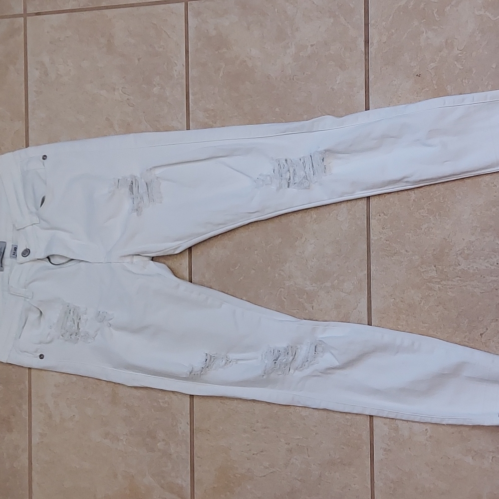 Judy Blue White Distressed Skinny Jeans
